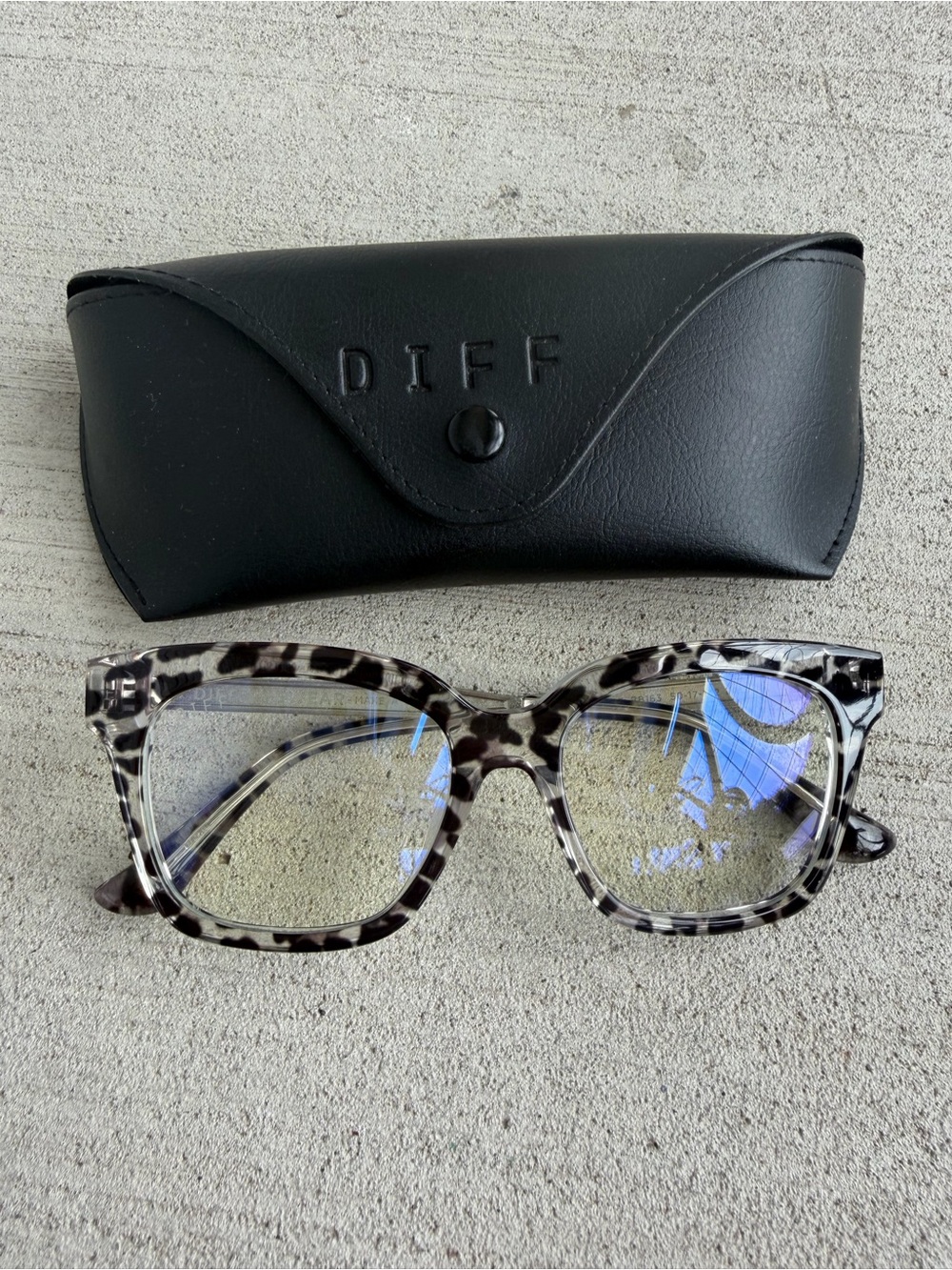 DIFF Eyewear Bella XS Blue Light Glasses Gray Tortoise Frame LE-BB163 w/ Case